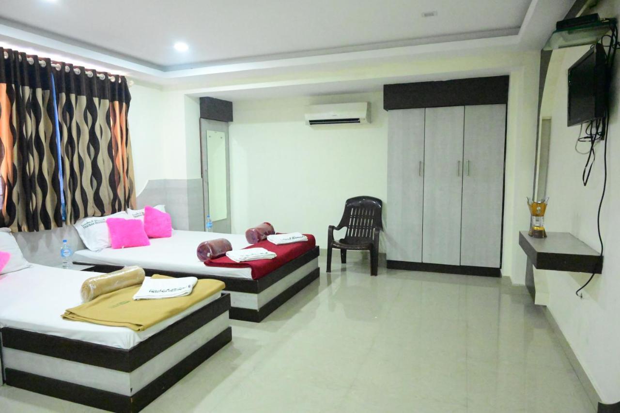 ホテルThaibah Residency Kottakkal エクステリア 写真